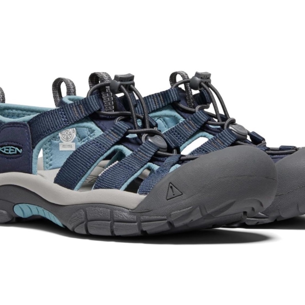 KEEN Women's Newport H2 Closed Toe Water Sandal